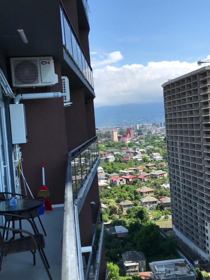 Nbg Towers 2 Appartaments Batumi Exterior foto